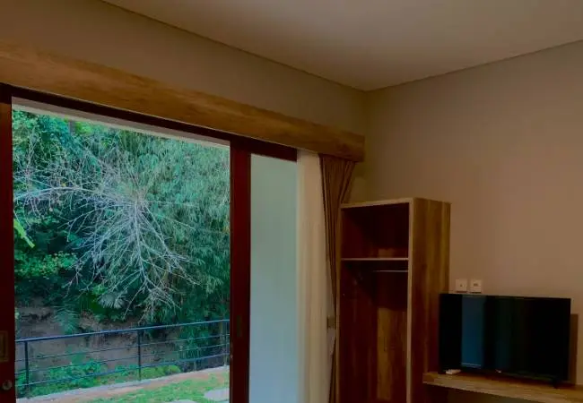 Outdoor swiming pool at bali Yogshala