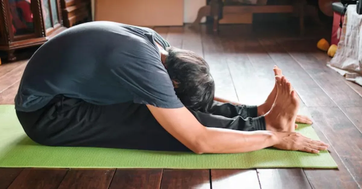 Paschimottanasana (Seated Forward Fold)